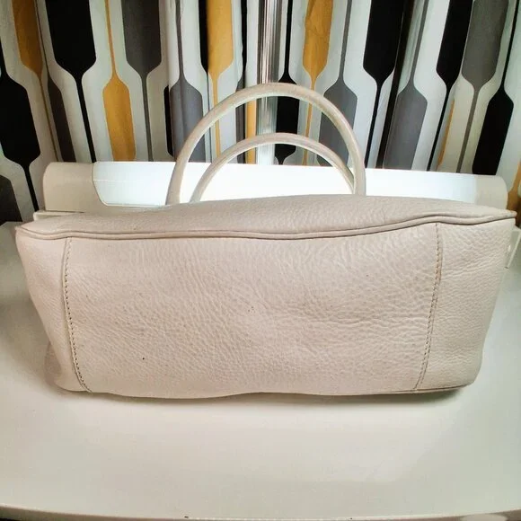 Vintage Prada Hobo Handbag Pebbled White Leather Medium Size - Picture 8 of 14